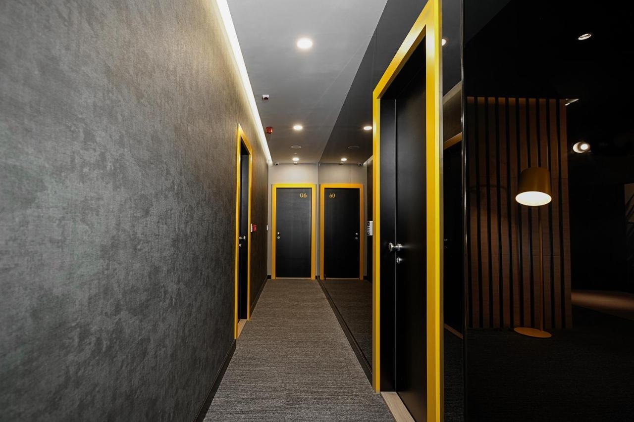 Maccani Black Luxury Suites Belgrade Exterior photo