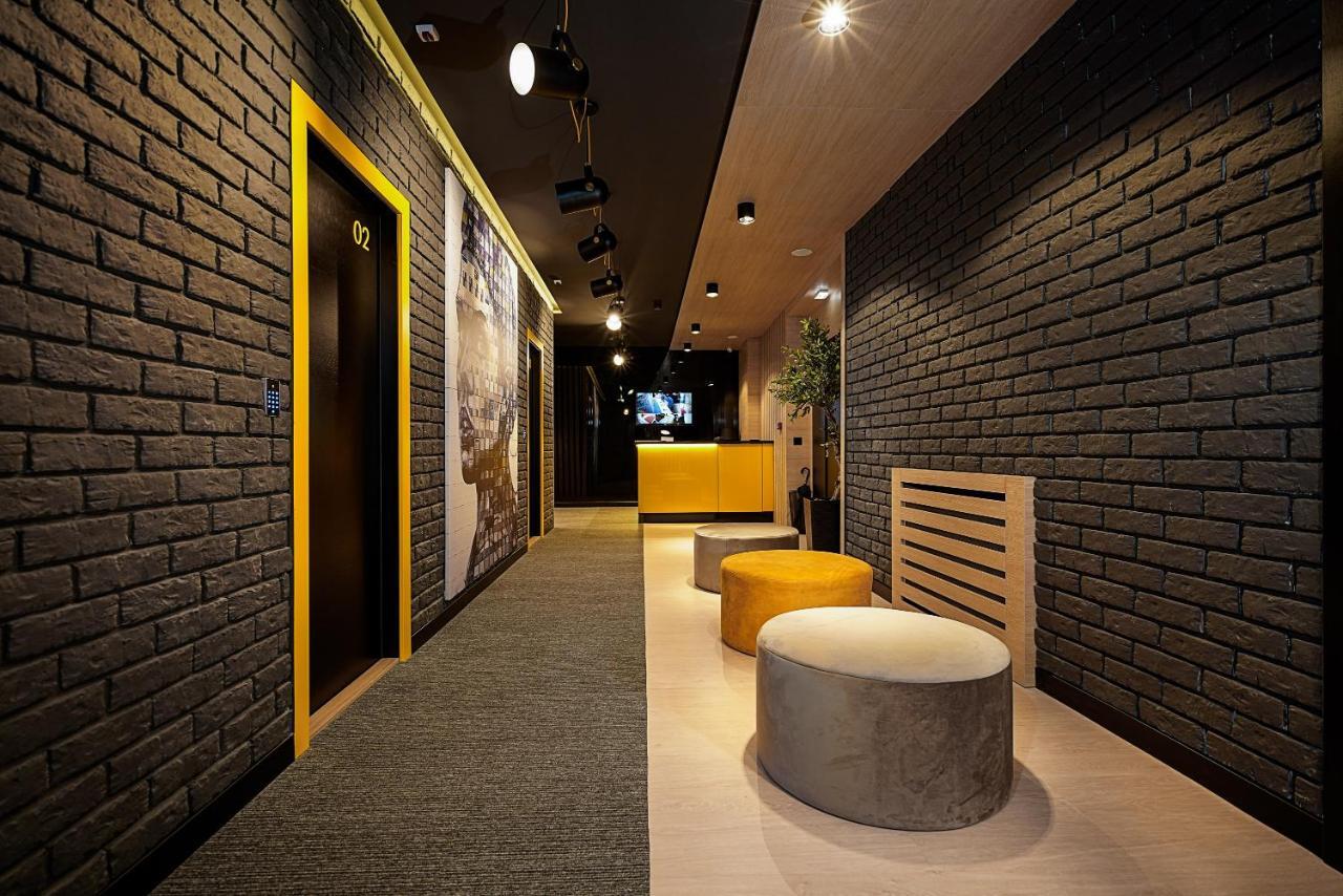 Maccani Black Luxury Suites Belgrade Exterior photo