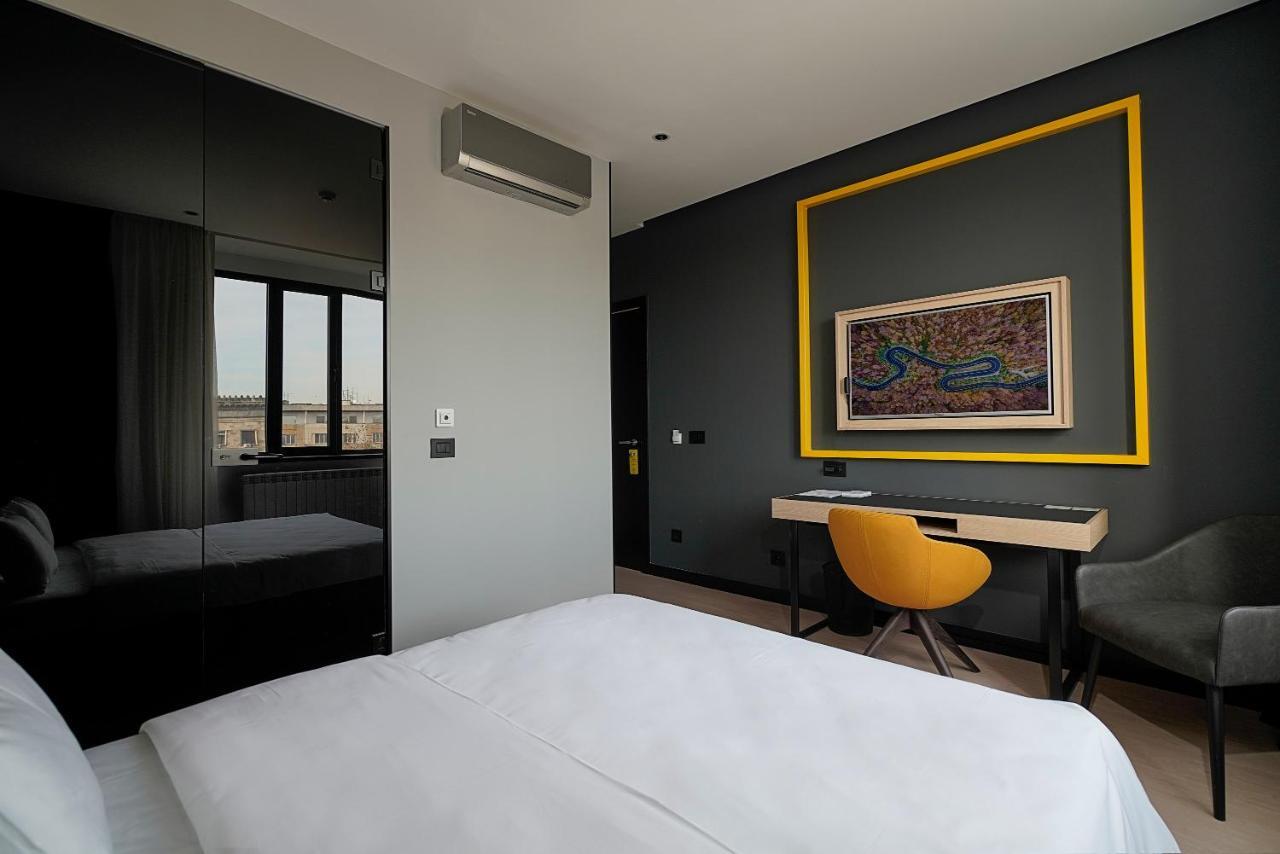 Maccani Black Luxury Suites Belgrade Exterior photo